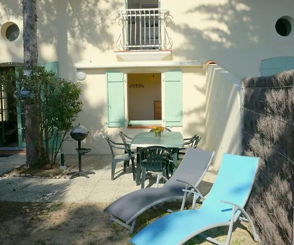 Maison Foret Et Piscine, Les Mas De Vertmarines