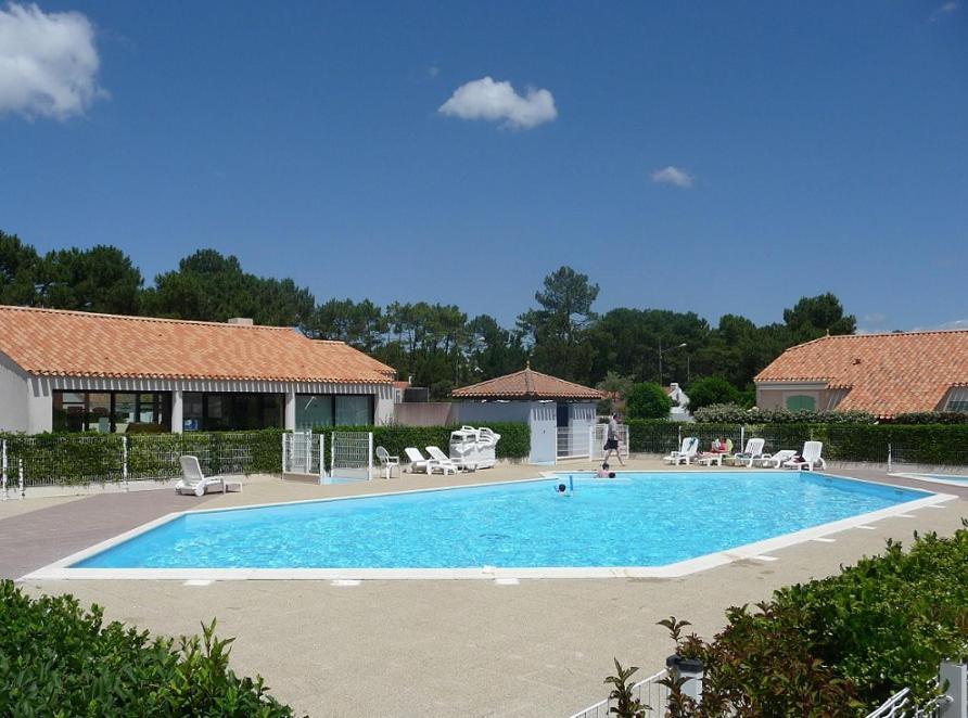 Maison Foret Et Piscine, Les Mas De Vertmarines * Saint-Jean-de-Monts